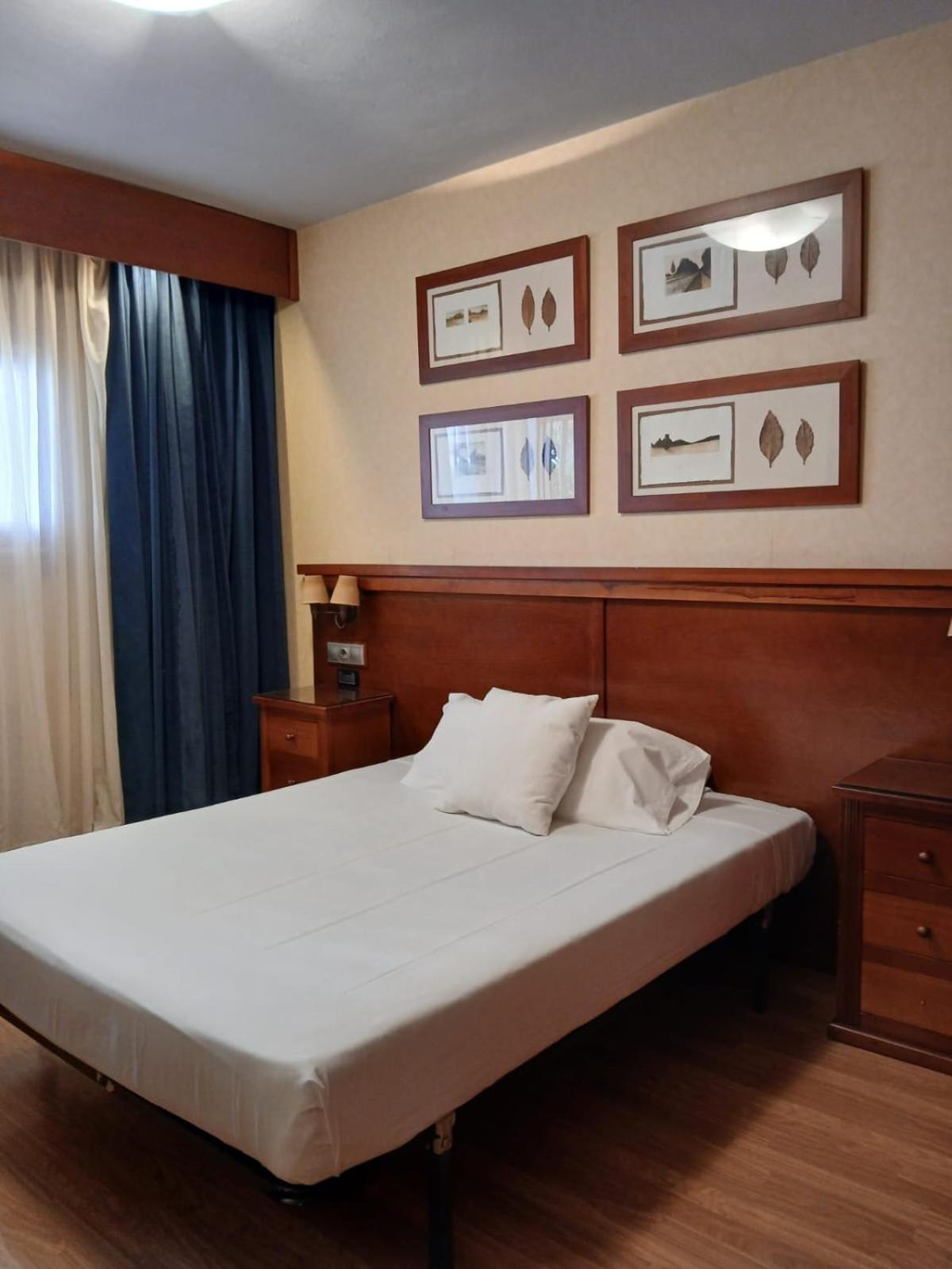 Hostal Los Infantes Olvega Zewnętrze zdjęcie